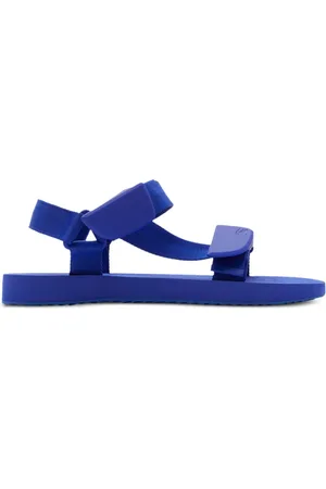 Burberry Trek flat sandals