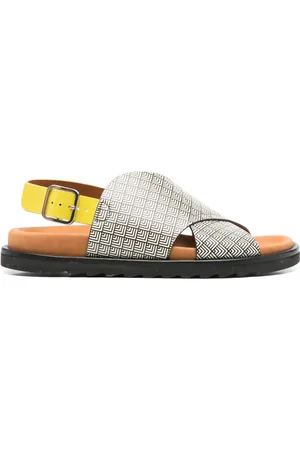 Chie Mihara Yaneti flat sandals