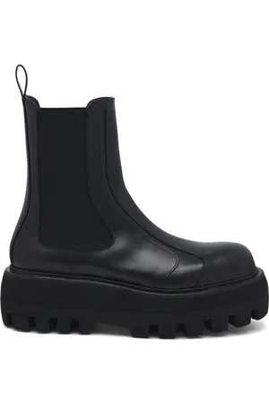 Alexander McQueen Sofa Chelsea boots
