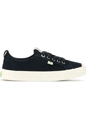 CARIUMA OCA suede low-top sneakers