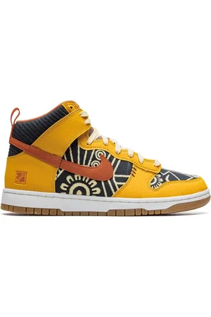 Nike Dunk High "Somos Familia" sneakers