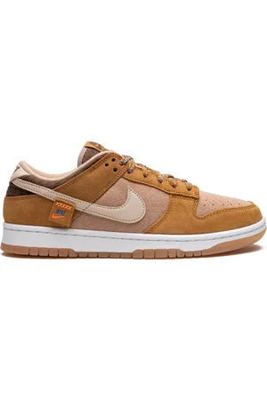 Nike Dunk Low SE "Teddy Bear Praline" sneakers