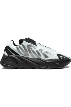 adidas YEEZY Boost 700 MNVN " Tint" sneakers