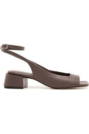 Studio Chofakian Square-toe leather sandals
