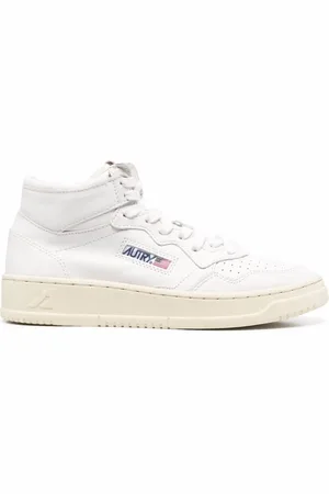 Autry Medalist logo-patch lace-up sneakers