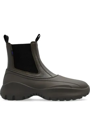 Burberry Round-toe boots