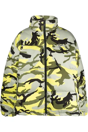 Vetements Camouflage-print puffer jacket