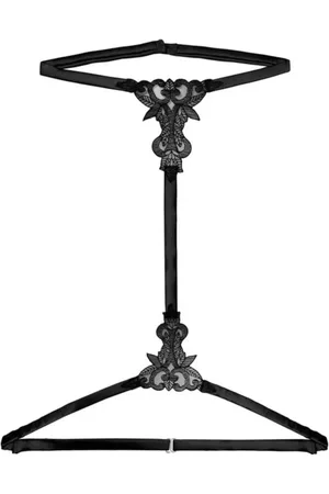 Fleur of England Onyx embroidered harness