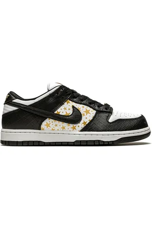 Nike X Supreme SB Dunk Low "Stars/ " sneakers