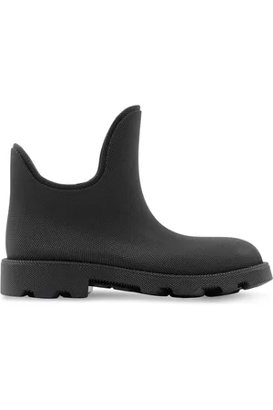 Burberry Textured-finish round-toe boots