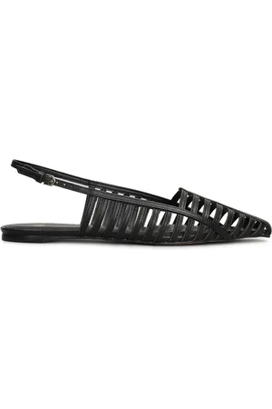 CARRANO Leather pumps