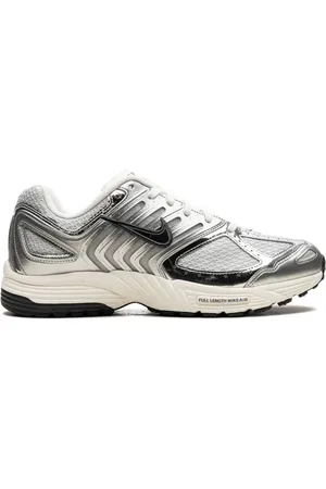 Nike Air Pegasus 2K5 "Chrome" sneakers