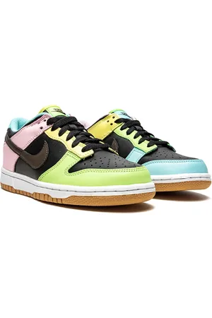 Nike Dunk Low SE "Free 99" sneakers