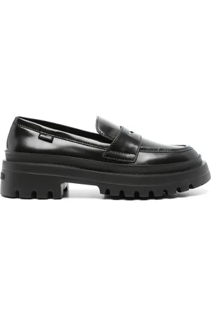 Moschino Penny slot leather loafers