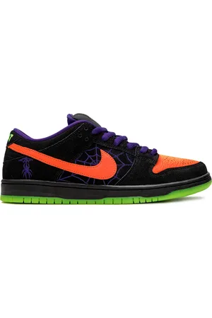 Nike SB Dunk Low "Night Of Mischief" sneakers