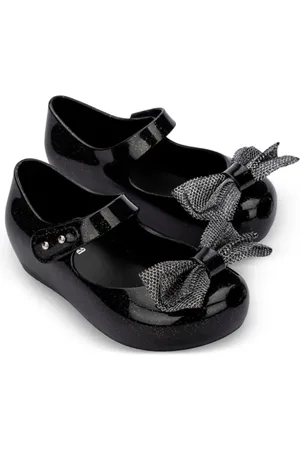 Melissa Bow-detaling ballerinas