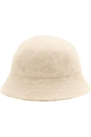 Ami Ami de Coeur stud bucket hat