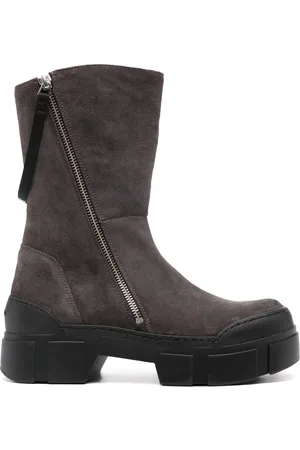 vic matiè Silverstone suede ankle boots