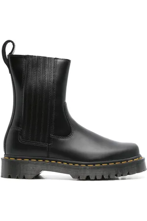 Dr. Martens Amaayah Lo boots