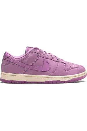 Nike Dunk Low "Rush Fuchsia" sneakers