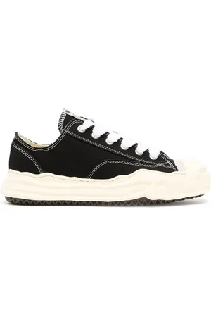 Maison Mihara Yasuhiro Lace-up low-top sneakers