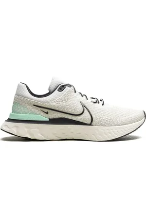 Nike React Infinity Run Flyknit 3 "Phantom/Black/Mint" sneakers