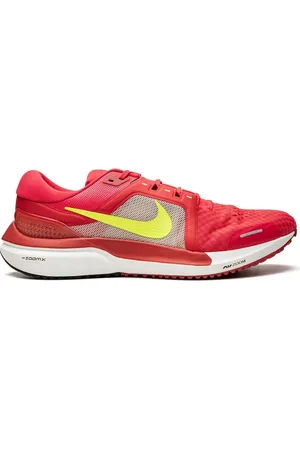 Nike Zoom Vomero sneakers