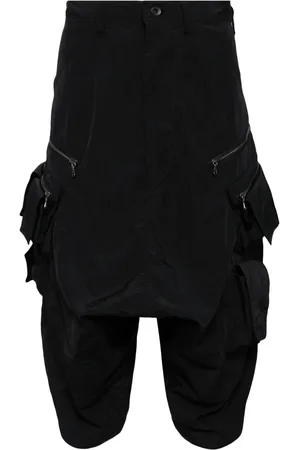 JULIUS Mid-rise drop-crotch cargo shorts