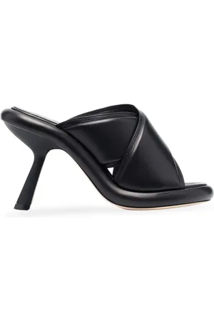 vic matiè Crossover-strap leather sandals