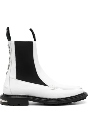 TOGA VIRILIS Charm-detail ankle leather boots