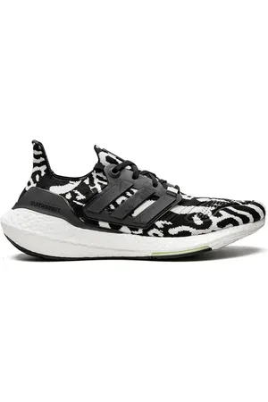 adidas Ultraboost 22 "Zebra" sneakers