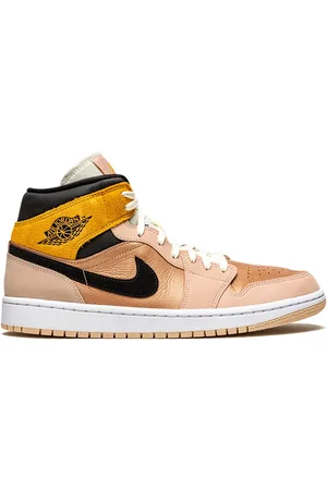Jordan Air 1 Mid SE "Particle Beige" sneakers