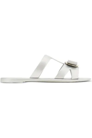 Salvatore Ferragamo New Vara plate slides