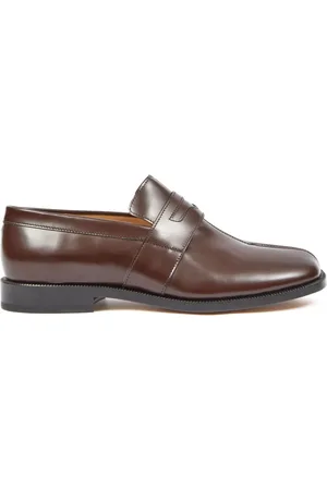 Maison Margiela Tabi polished leather loafers