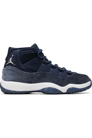 Jordan Air 11 Velvet "Midnight Navy" sneakers