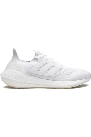 adidas Ultraboost 22 sneakers