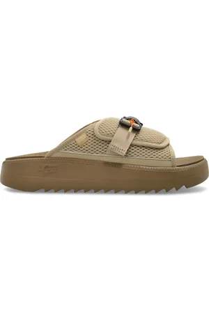 UGG Maxxer 2.0 slides