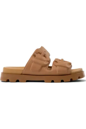 Camper Brutus slides