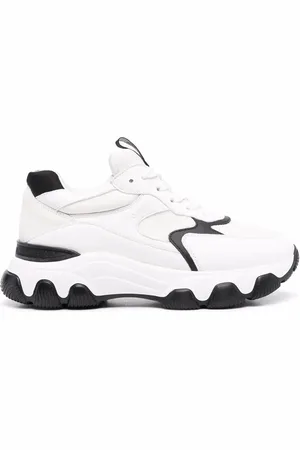Hogan Logo-patch lace-up sneakers