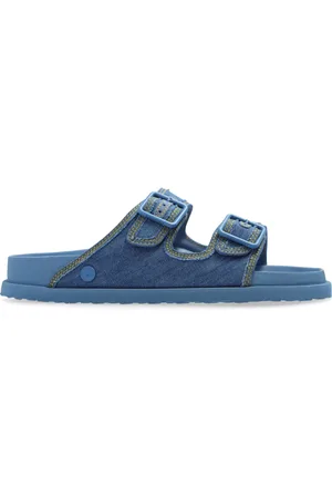 Birkenstock Arizona slides