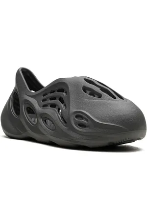 adidas Yeezy Foam RNR "Carbon" sneakers