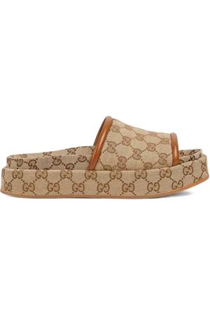 Gucci GG Supreme sandals