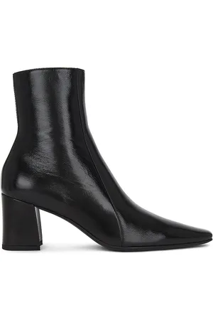 Saint Laurent Rainer Zipped Bootie in