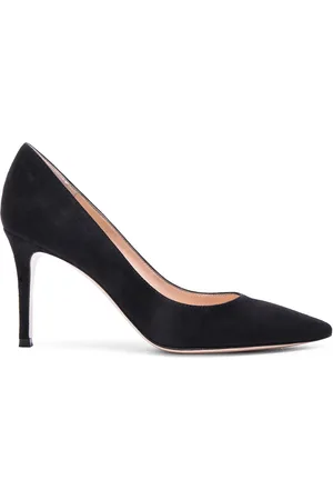 Gianvito Rossi Suede Pumps in