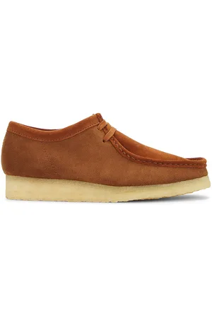Clarks Wallabee in
