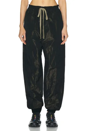 FEAR OF GOD Wrinkled Polyester Pintuck Sweatpant in