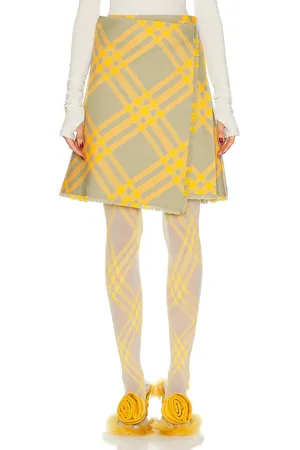 Burberry Check Kilt Skirt in