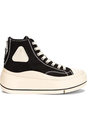 R13 High Top Sneaker in