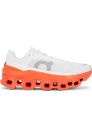 On Running Cloudmster Sneaker in