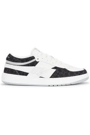 Givenchy G Move Low Top Lace Up Sneaker in